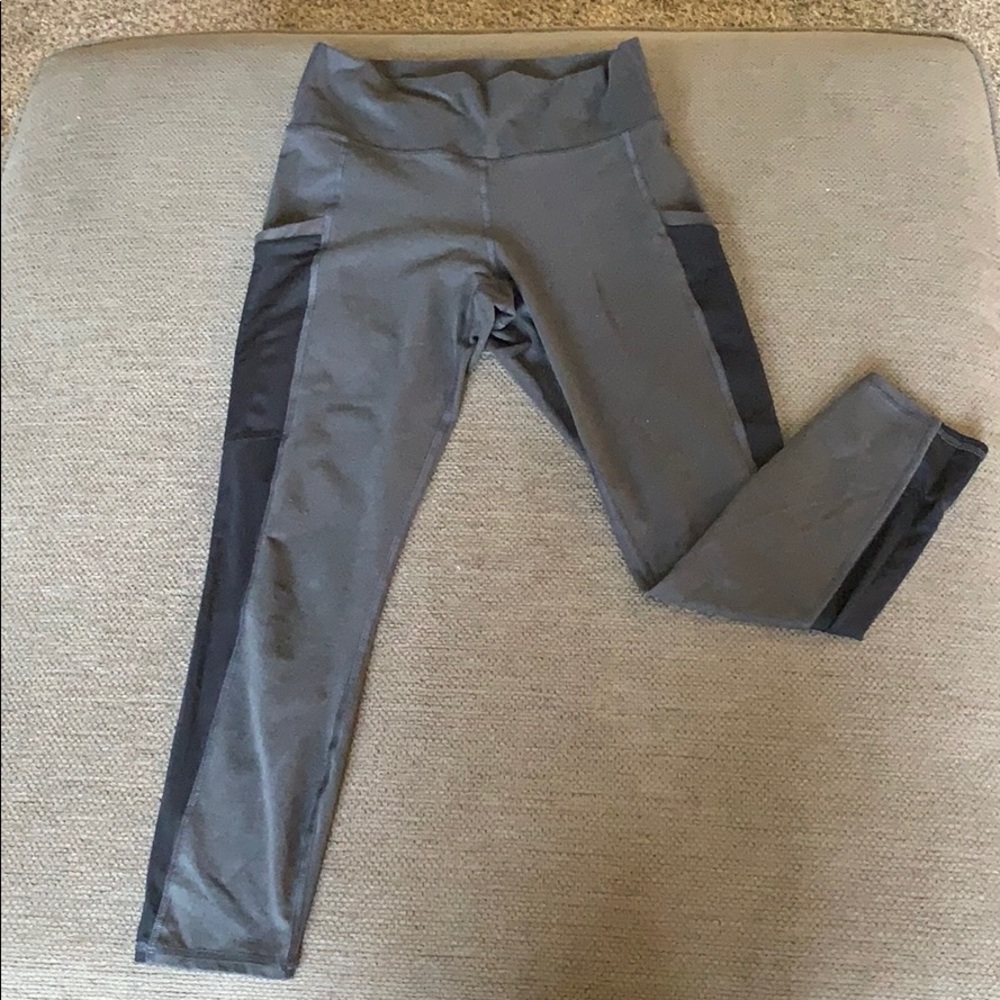Fabletics Mila Pocket Capri